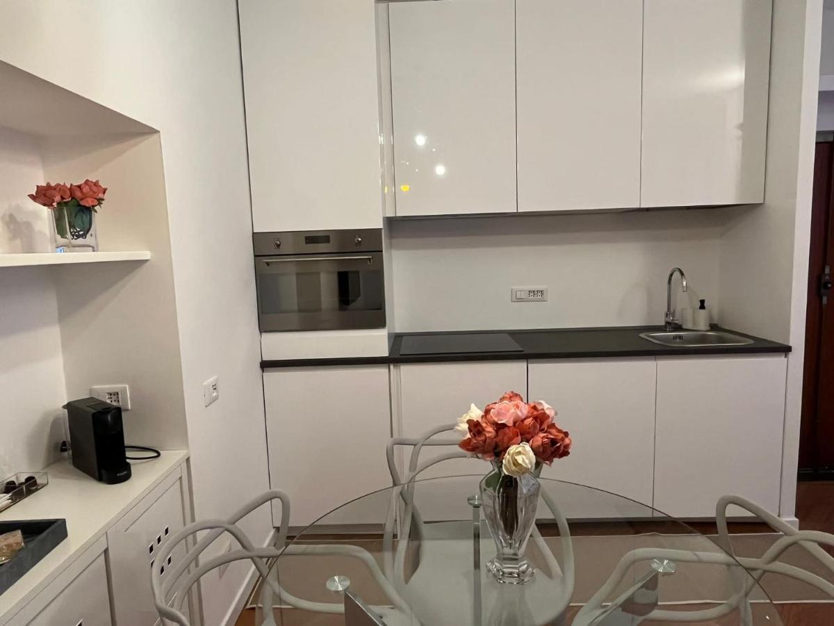 Casa Vercelli Delizioso Bilocale Moderno Nella Vecchia Milano Esterno foto