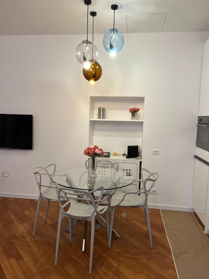 Casa Vercelli Delizioso Bilocale Moderno Nella Vecchia Milano Esterno foto