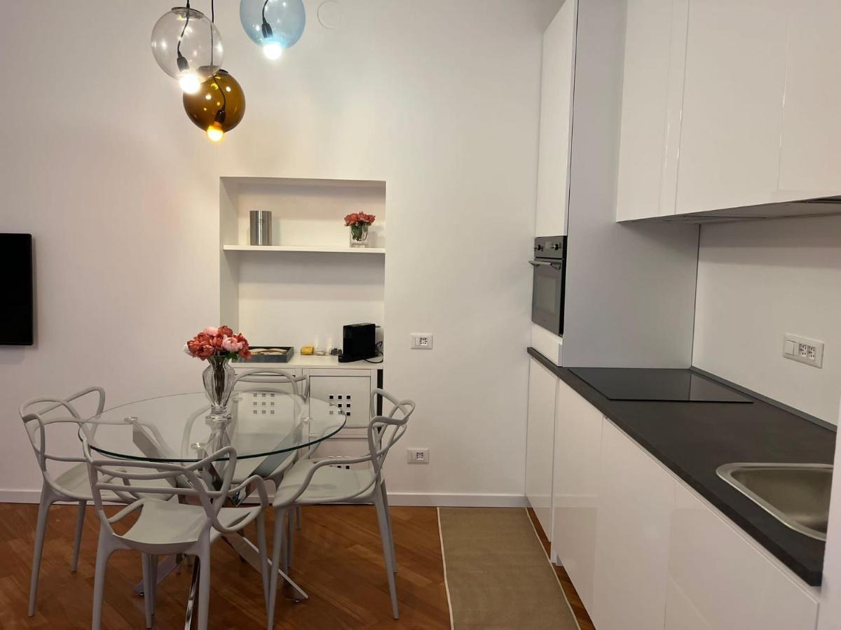 Casa Vercelli Delizioso Bilocale Moderno Nella Vecchia Milano Esterno foto