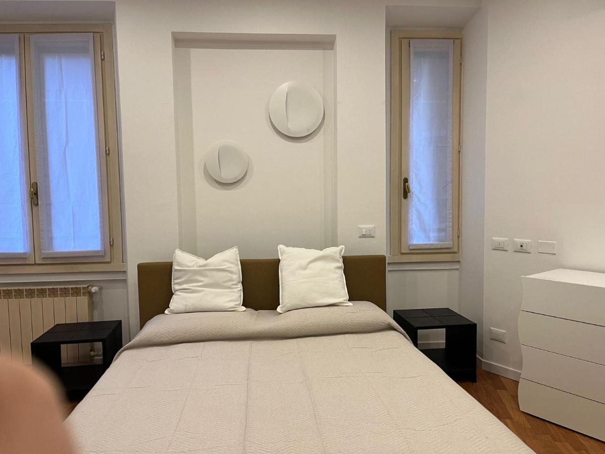 Casa Vercelli Delizioso Bilocale Moderno Nella Vecchia Milano Esterno foto