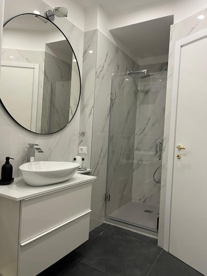 Casa Vercelli Delizioso Bilocale Moderno Nella Vecchia Milano Esterno foto
